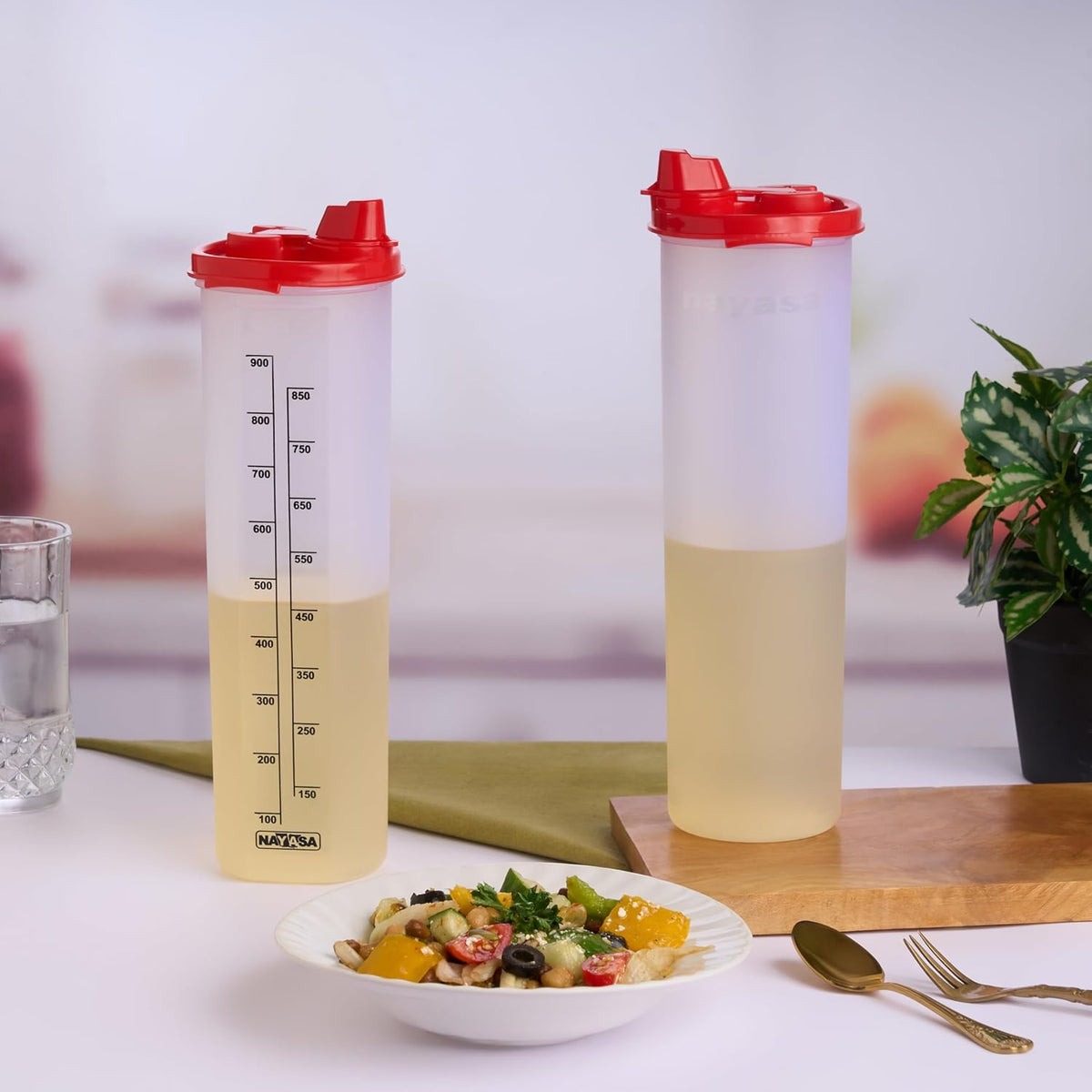 Nayasa Plastic Oil Dispenser,BPA-Free and Leakproof Cooking Oil Dispenser Kitchen Tools,Ideal for Pouring & Storing Liquids