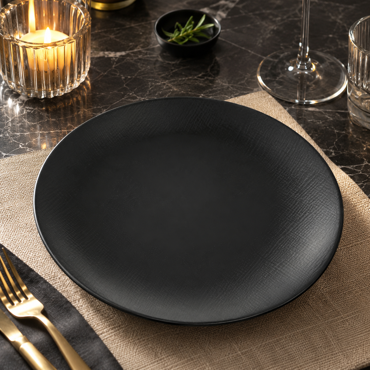 Woven Plate
